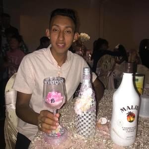 Meet your Posher, Henry